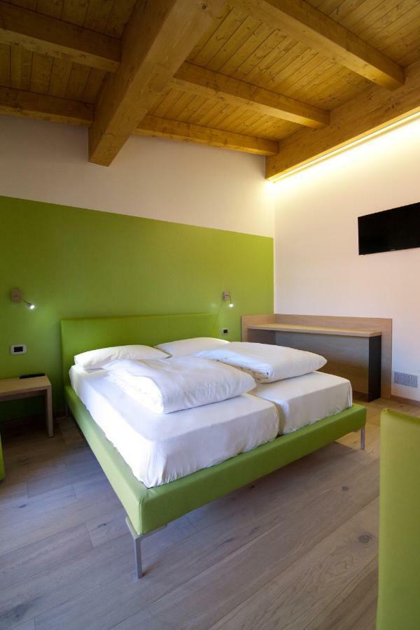 Agritur I Colori Bed & Breakfast Sanzeno Ngoại thất bức ảnh