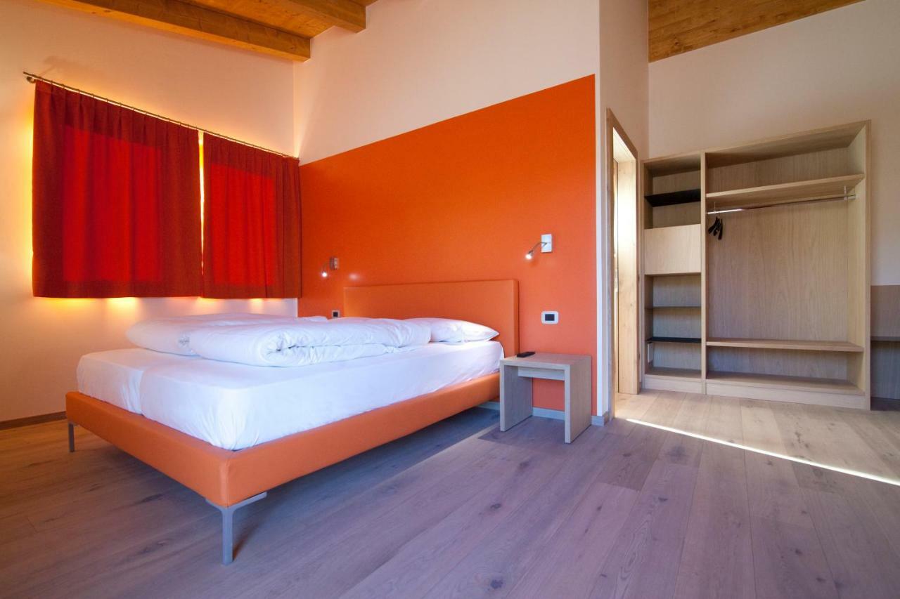 Agritur I Colori Bed & Breakfast Sanzeno Ngoại thất bức ảnh