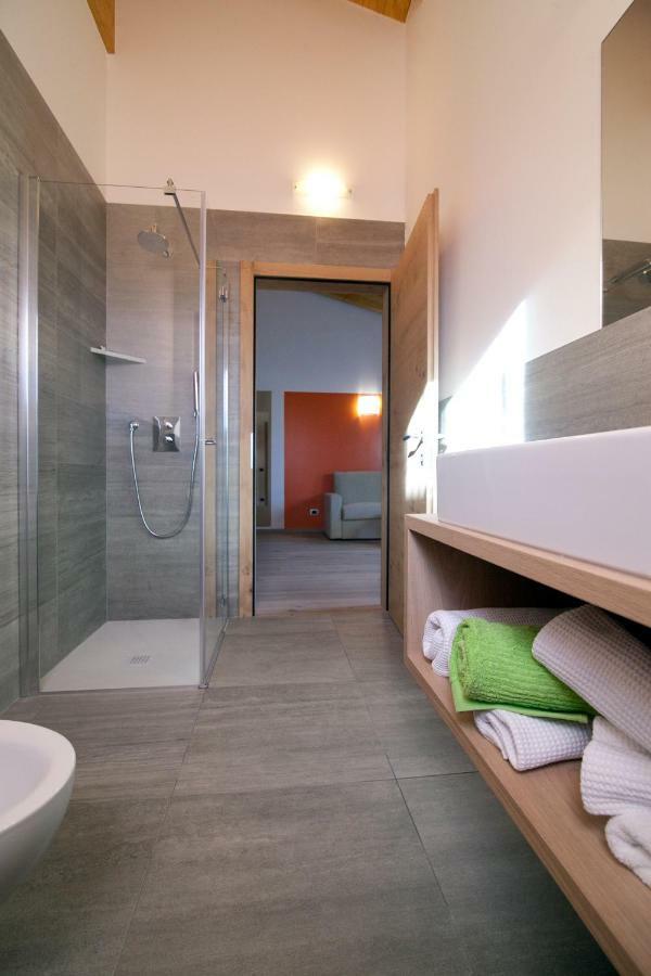 Agritur I Colori Bed & Breakfast Sanzeno Ngoại thất bức ảnh