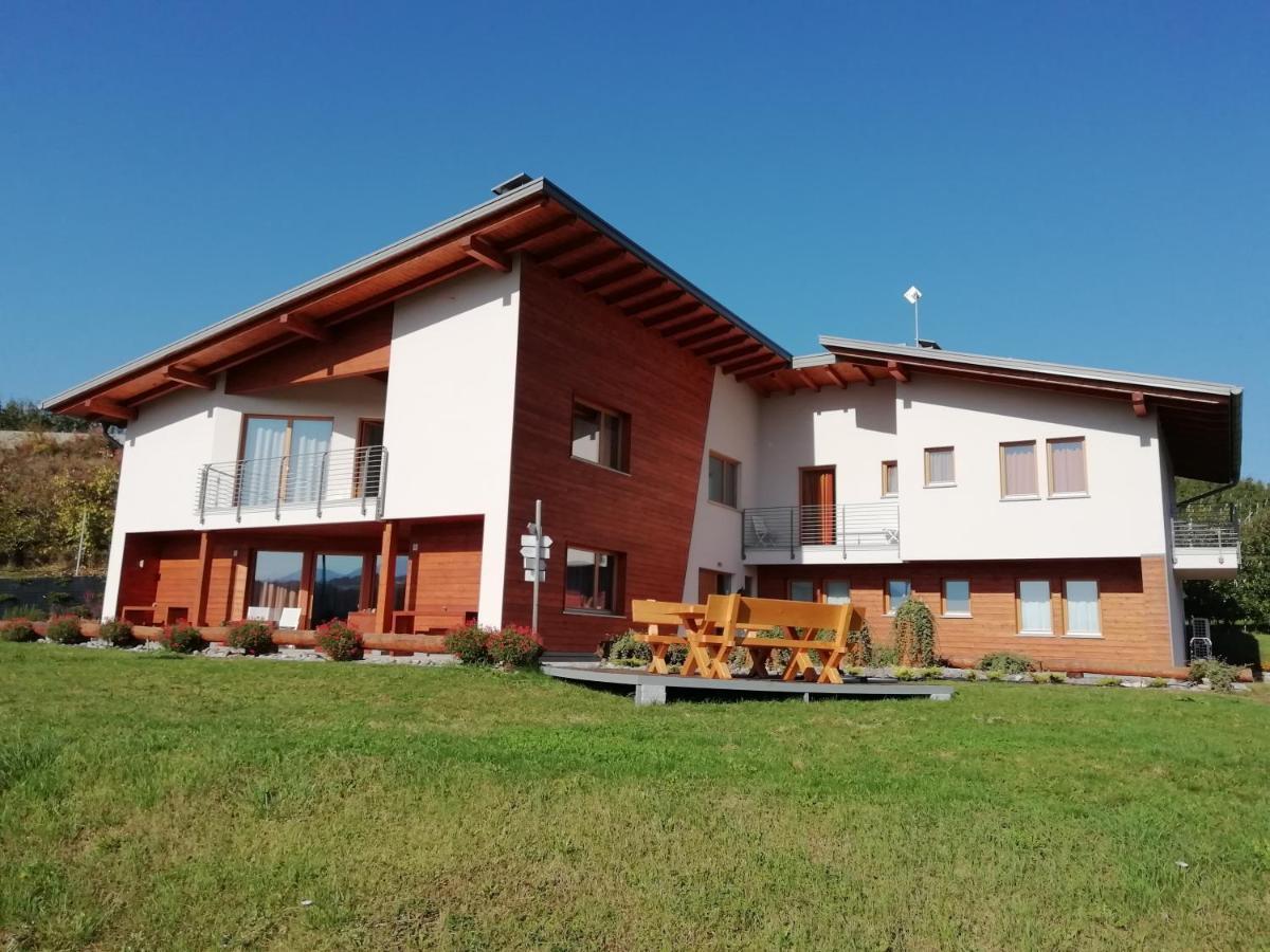 Agritur I Colori Bed & Breakfast Sanzeno Ngoại thất bức ảnh